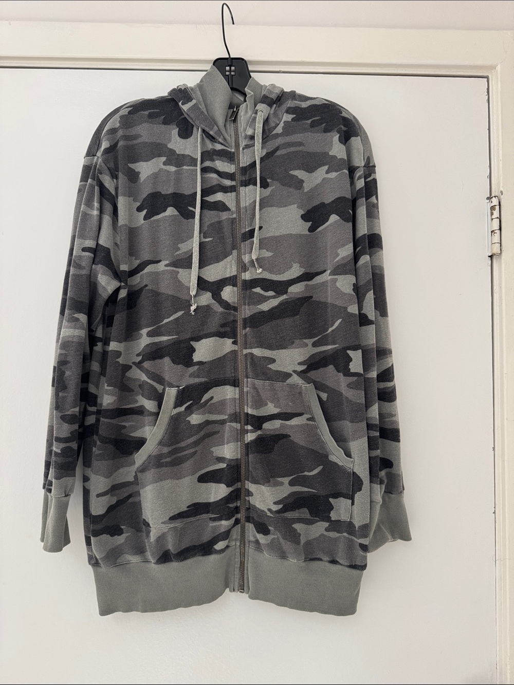 Splendid Green Gray & Black Camo Full Zip-Up Hoodie